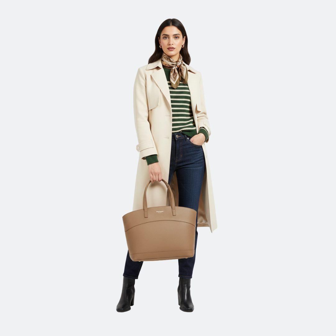 Ferragamo Beige Leather Tote Bag alternate