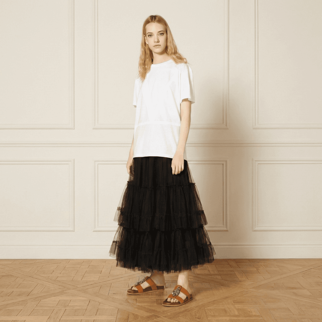 Valentino VLogo Print Cotton T-Shirt – White (M-L in Stock) alternate